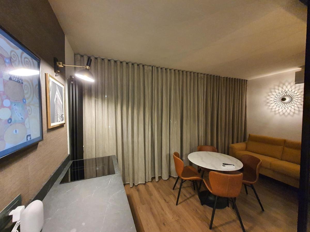 Porta Romana Gold Suite ミラノ エクステリア 写真